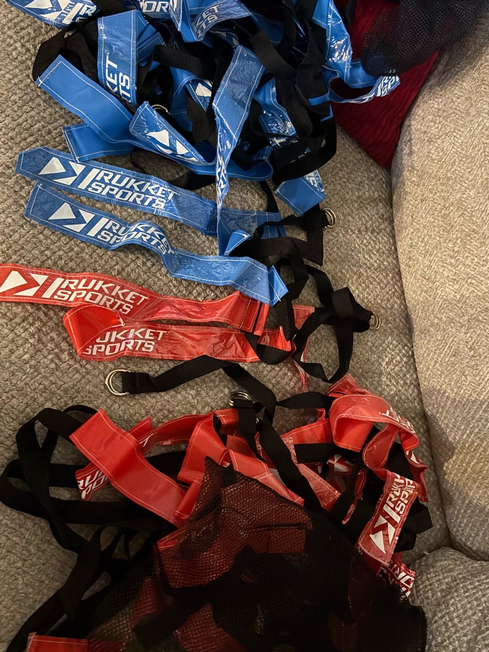Rukket Sports Flag Football Belt Set 20 Player 40 Flags 10 Blue 10 Red w/ Mesh
